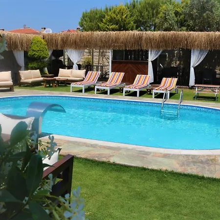Rikas Hotel